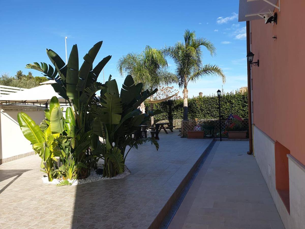 Bed And Breakfast Villa Fatima Trani Luaran gambar